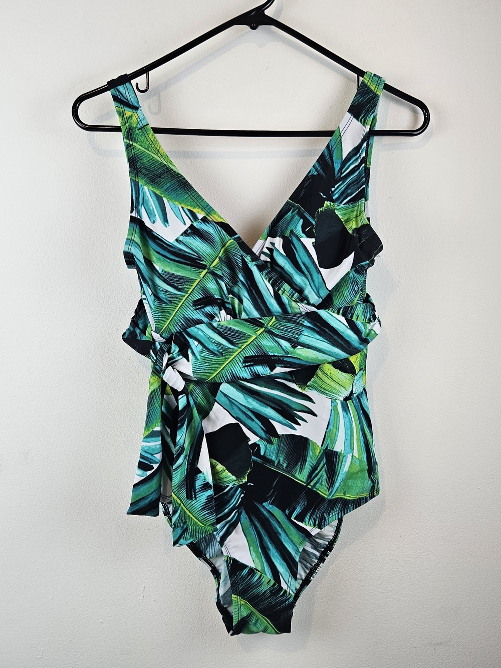 Shore Shapes Tropical Green  Leaf One-Piece Swimsuit Size 8
